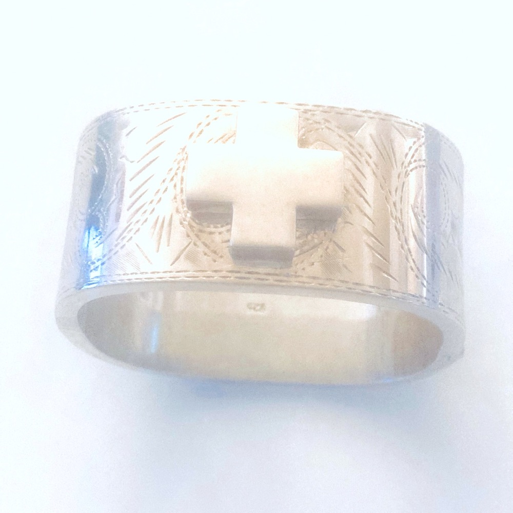Antique Sterling Silver Hinged Bracelet Scroll Engraving & Cross, Sterling 925